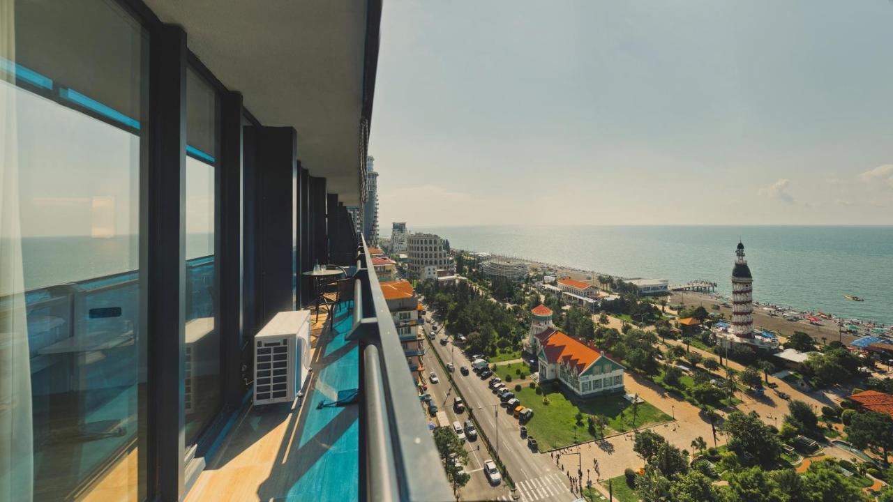 Orbi City Aparthotel Batumi Exterior foto