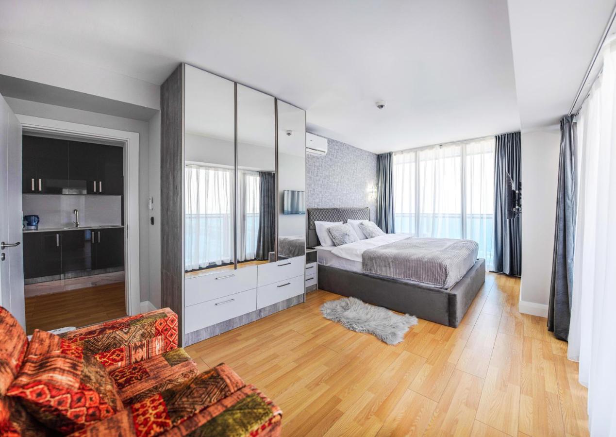 Orbi City Aparthotel Batumi Exterior foto