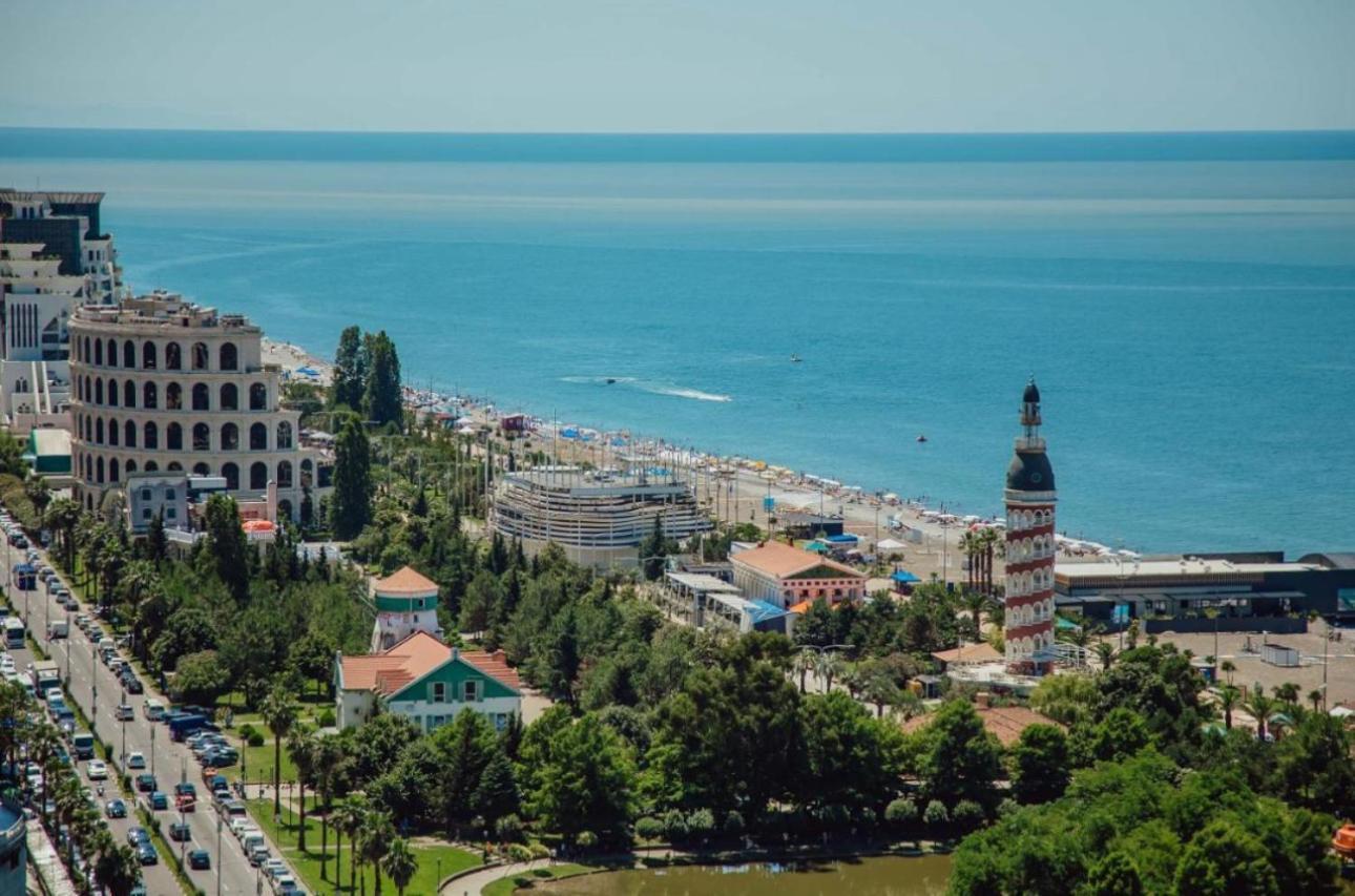 Orbi City Aparthotel Batumi Exterior foto